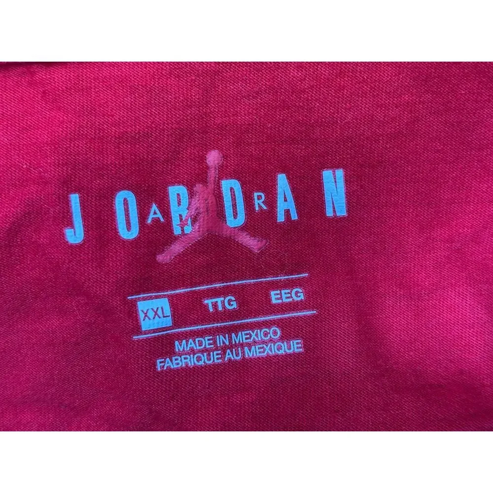 Jordan Shirt Mens 2XL Red Vertical Logo Basketball Graphic Tee 637586-65N